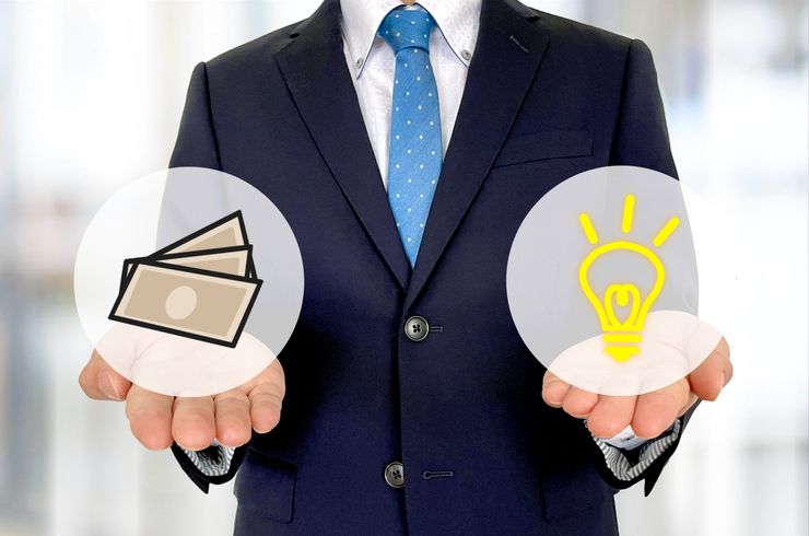 【借金300万】現場のために働く毎日を卒業。4社への返済を月12万→5万へ減らす現実的な方法